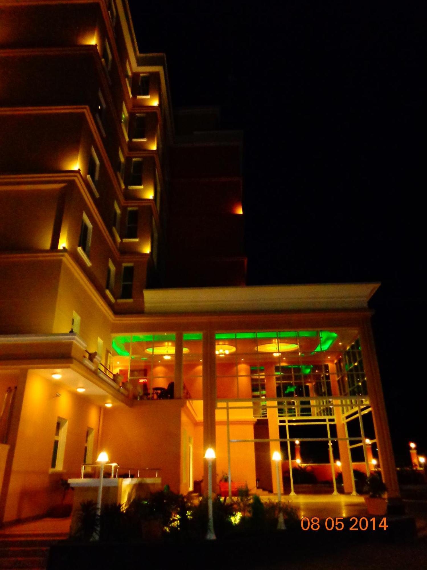 Panorama Portico Hotel, Джуба Екстериор снимка